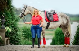 curvy line of equestrian apparel from ps sweden